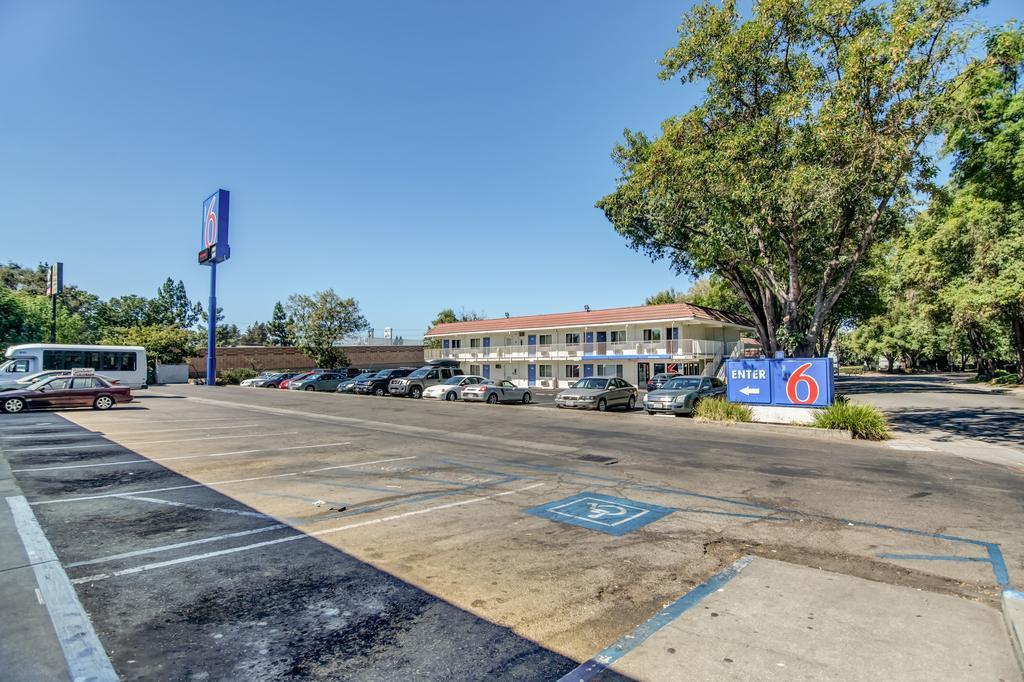 Hotel 6-stockton, Ca - North 2*