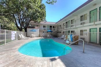 Hotel 6-stockton, Ca - North 2*
