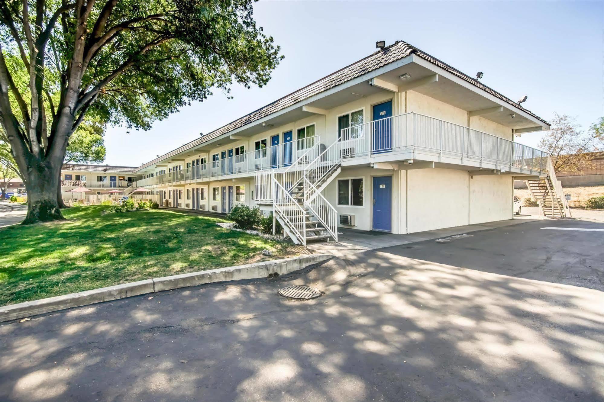 6-stockton, Ca - North